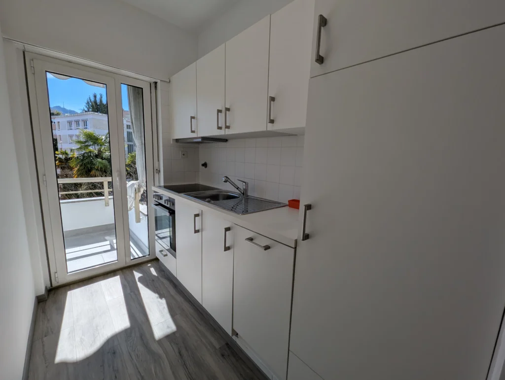 Ristrutturato e accogliente con balcone in centro Lugano